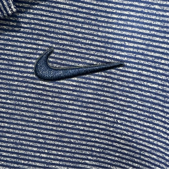 Nike Dri-Fit Polo Men’s XL Blue Striped - Picture 9 of 10